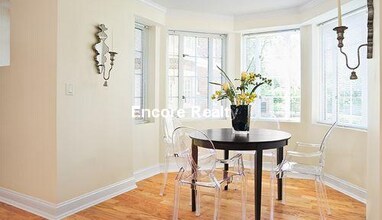 20 Chapel St, Unit A301 in Brookline, MA - Building Photo - Building Photo