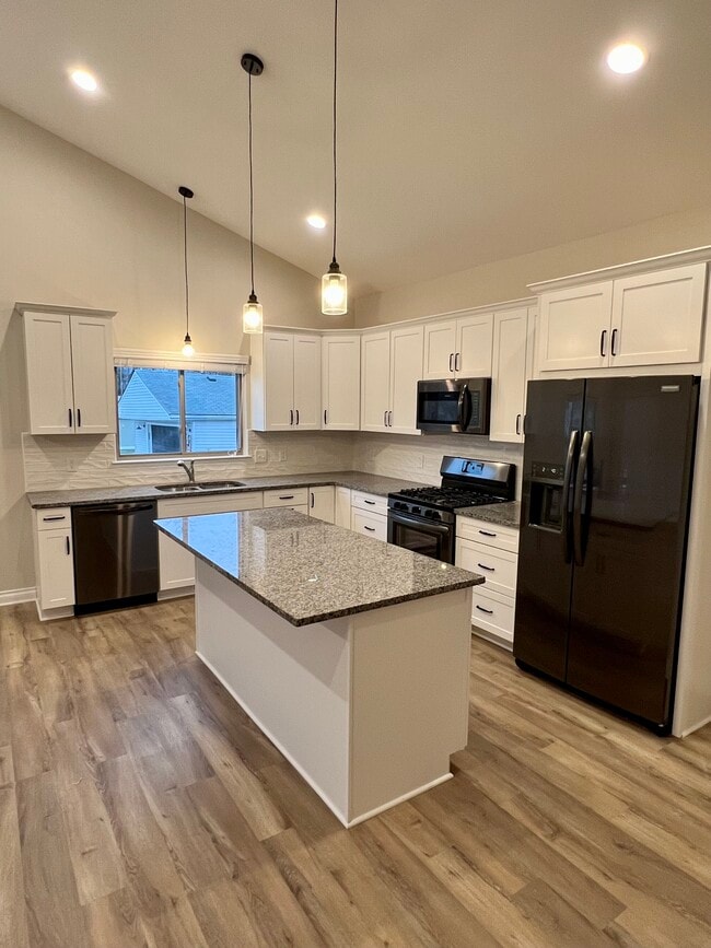 308 E Washington St, Unit 308 in Romeo, MI - Building Photo - Building Photo