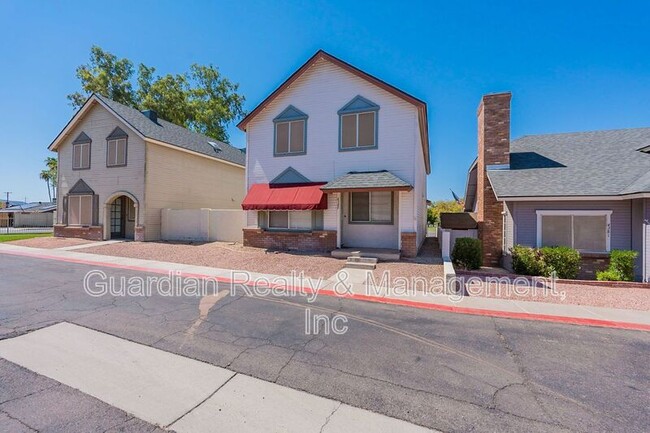 4389 S Potter Dr in Tempe, AZ - Building Photo - Building Photo