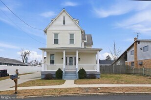 810 Central Ave in Gloucester Township, NJ - Building Photo