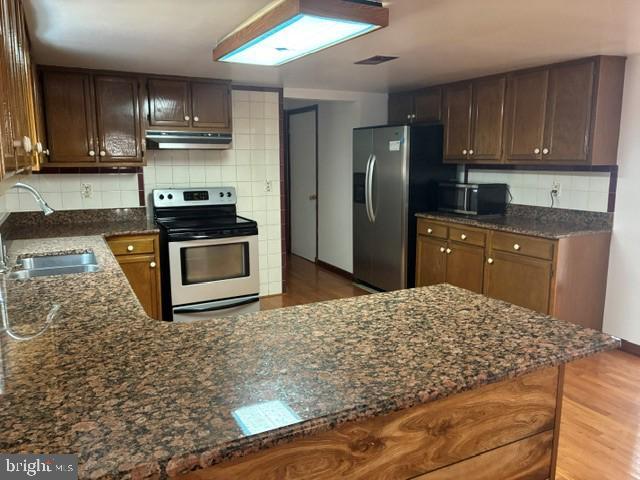 property at 3007 Metronome Turn