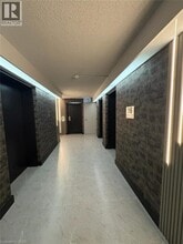 1276 Maple Crossing Blvd in Burlington, ON - Building Photo - Building Photo