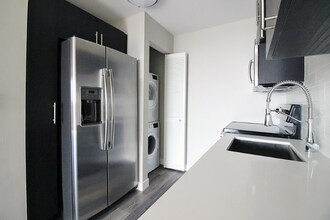 903 N State St in Chicago, IL - Building Photo - Building Photo