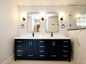 2405 Bahama Rd in Austin, TX - Building Photo - Building Photo