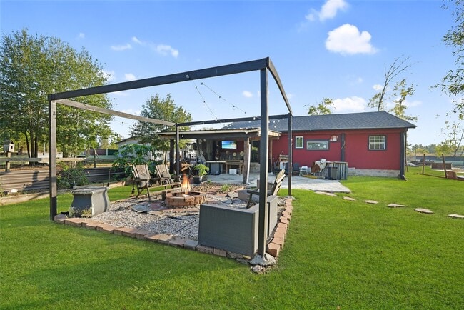 property at 2521 Rd 3550