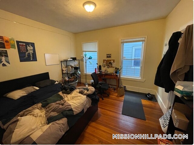 8 Carmel St in Boston, MA - Building Photo