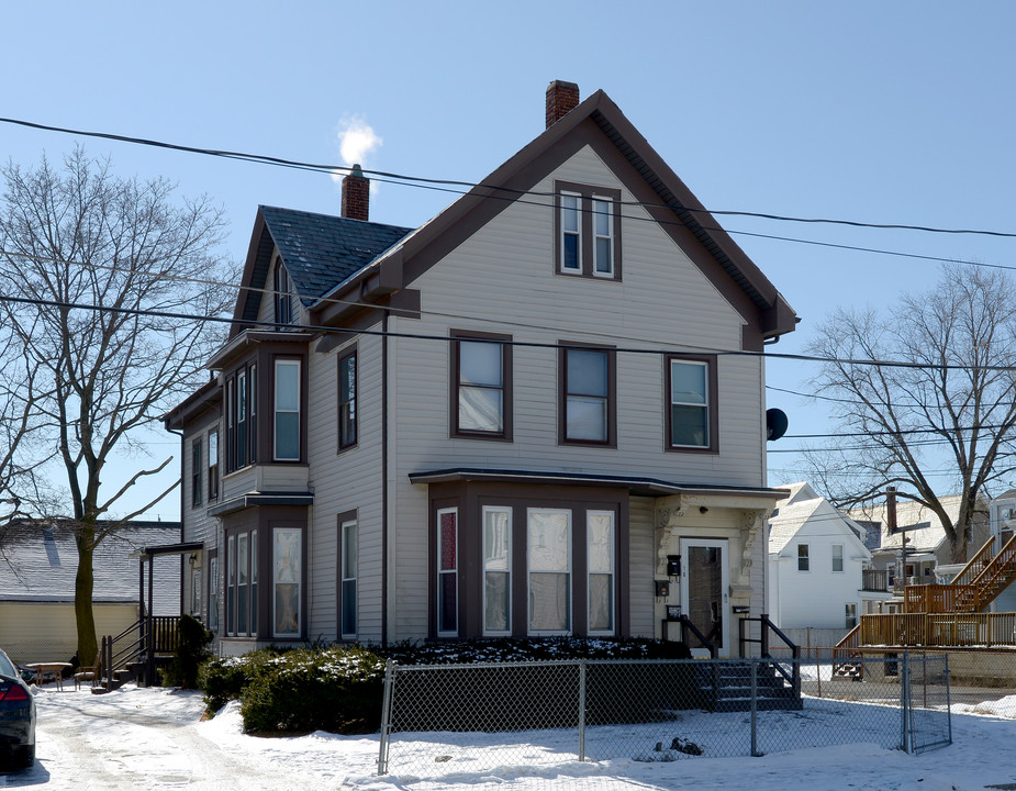 16 Forest Ave in Brockton, MA - Building Photo