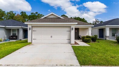 355 Lily Ln in Davenport, FL - Foto de edificio - Building Photo