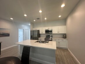 1685 22nd Ave SW in Vero Beach, FL - Building Photo - Building Photo