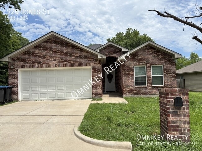 property at 920 Jones St