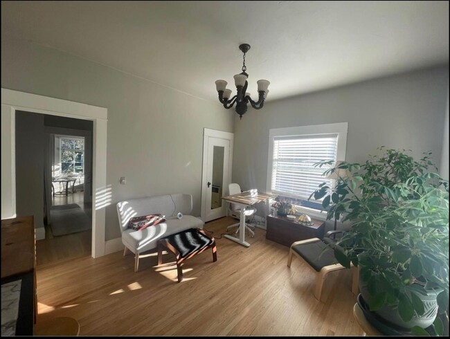 207 Orange St, Unit 4 in Oakland, CA - Foto de edificio - Building Photo