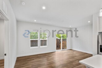 10112 Westminster Ct in Cupertino, CA - Foto de edificio - Building Photo