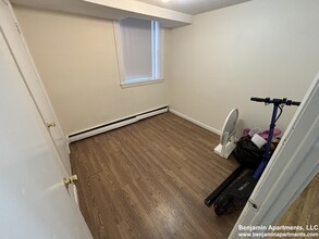 1140 Commonwealth Ave, Unit 1 in Boston, MA - Building Photo - Building Photo