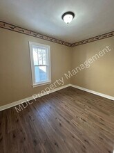 2310 N Clinton St in Saginaw, MI - Building Photo - Building Photo