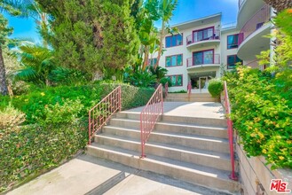 3407 Huxley St in Los Angeles, CA - Foto de edificio - Building Photo