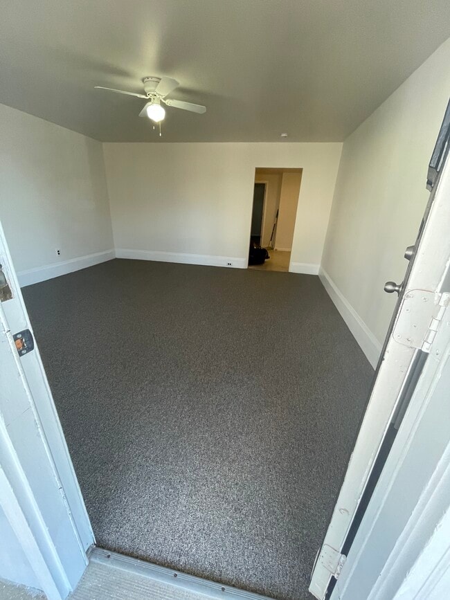 62 John St, Unit 1st Floor in Tarrytown, NY - Foto de edificio - Building Photo