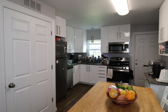 1315 Orchard Ave in Ferndale, MI - Building Photo - Building Photo