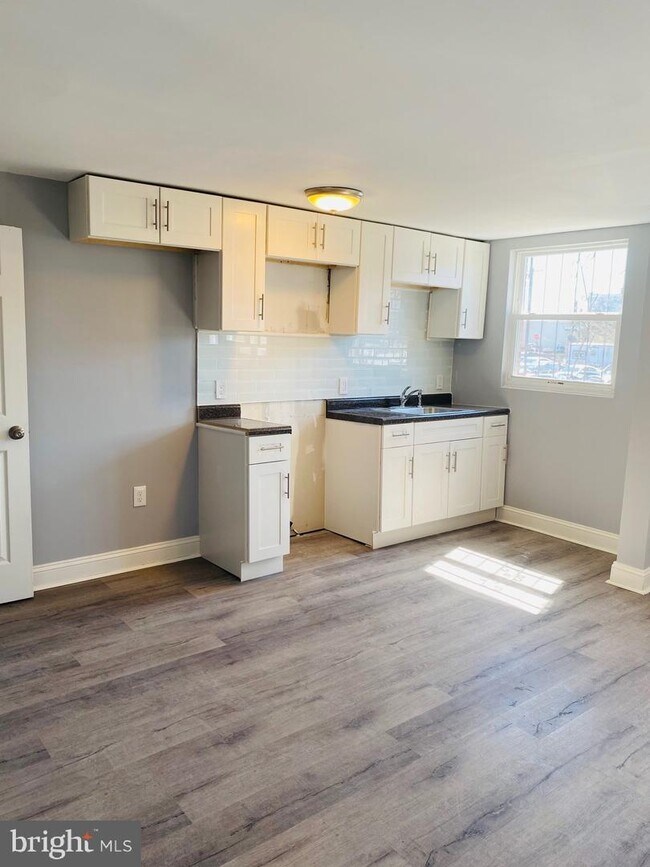 1736 S Ruby St photo'