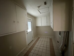 4811 W Illinois Ave in Midland, TX - Building Photo - Building Photo