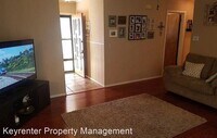4822 S Spruce Dr photo'