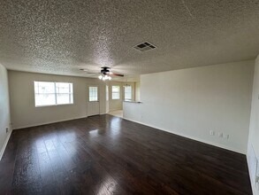 4100 Mustang Dr in Killeen, TX - Building Photo - Building Photo