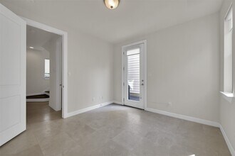 9058 Laverne Cres in Houston, TX - Building Photo - Building Photo