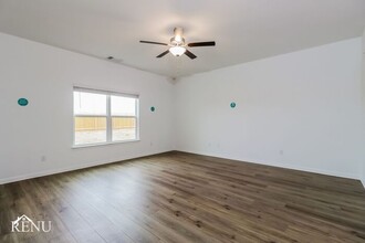 125 Scarborough Bnd in Jarrell, TX - Building Photo - Building Photo