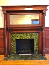 1077 Beacon St in Brookline, MA - Foto de edificio - Building Photo