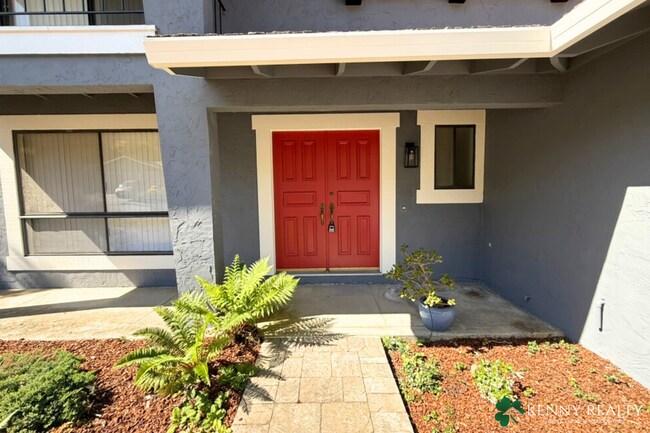1748 Los Altos Dr in San Mateo, CA - Building Photo - Building Photo