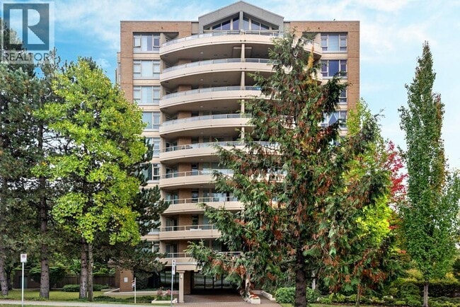 property at 7108 Edmonds St