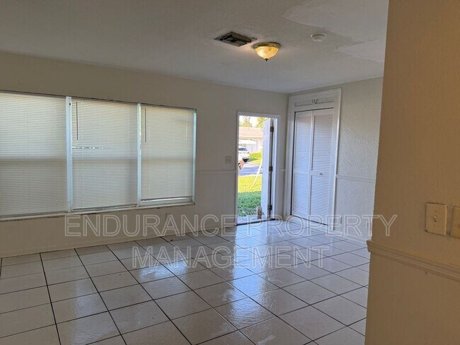 139 W 28th St in West Palm Beach, FL - Building Photo - Building Photo