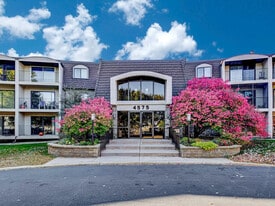 4575 W 80th Street Cir, Unit 217 in Minneapolis, MN - Building Photo