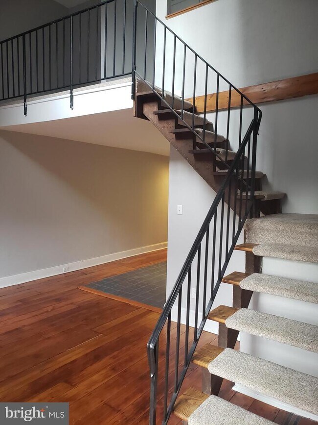1227 Spruce St in Philadelphia, PA - Building Photo - Building Photo