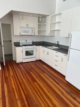 950 56th St in Oakland, CA - Building Photo - Building Photo