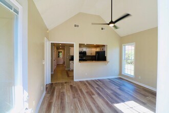 3076 Igou Crossing Dr in Chattanooga, TN - Building Photo - Building Photo