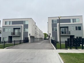 359 N 700 W in Salt Lake City, UT - Building Photo - Building Photo