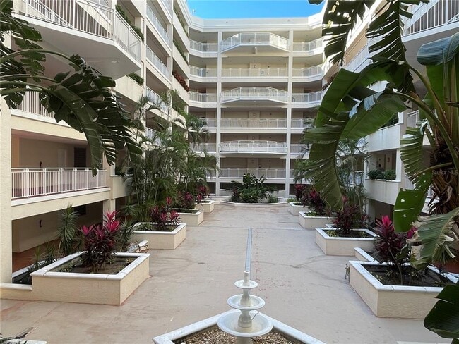 3730 Cadbury Cir in Venice, FL - Building Photo - Building Photo