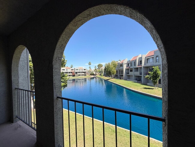 2524 S El Paradiso in Mesa, AZ - Building Photo - Building Photo