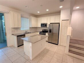 6308 Camino Dr in Apollo Beach, FL - Building Photo - Building Photo