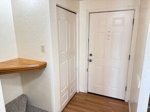 454 S 42nd St in Springfield, OR - Building Photo - Building Photo