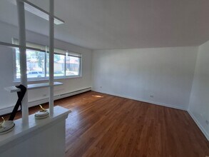 2127 S 15th Ave in Broadview, IL - Building Photo - Building Photo