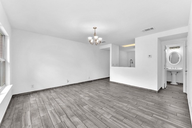 1115 Ranger Peak in San Antonio, TX - Building Photo - Building Photo