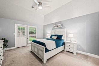 4221 N Summercrest Loop in Round Rock, TX - Building Photo - Building Photo