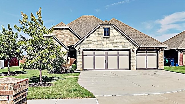 property at 13604 Gentry Dr