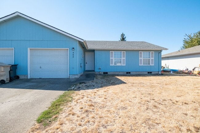 462-464 Hummingbird St SE in Albany, OR - Building Photo - Building Photo