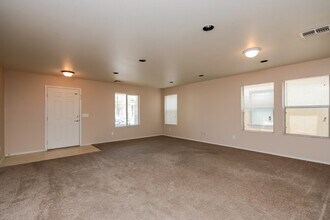 11215 W Garfield St in Avondale, AZ - Building Photo - Building Photo