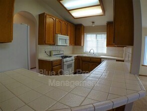 1609 W 8th Ave in Chico, CA - Building Photo - Building Photo