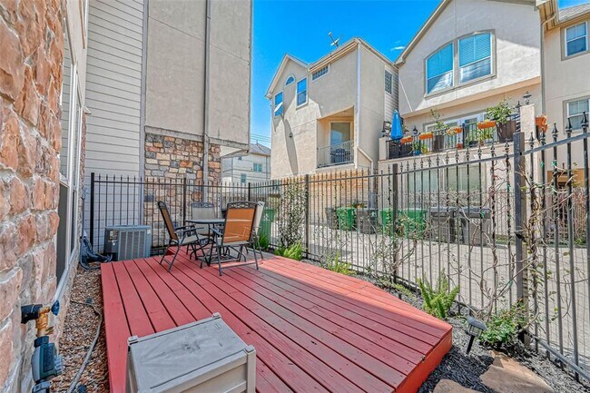 1304 Cohn St in Houston, TX - Building Photo - Building Photo