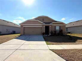 540 Honey Bell Rd in Winter Haven, FL - Building Photo