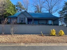 4639 Harbor View Ter in Morganton, NC - Building Photo